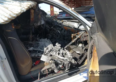 2009 BMW 128I I из США, поврежденный, VIN WBAUP93559VF48178